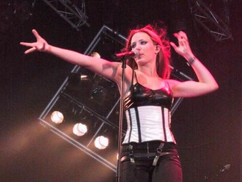 Simone Simons