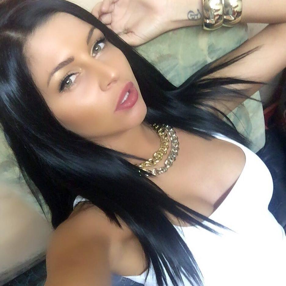 Debora Ivanova Debora Ivanova