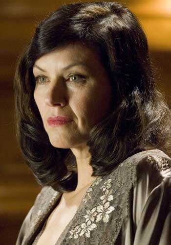 Wendy Crewson Images