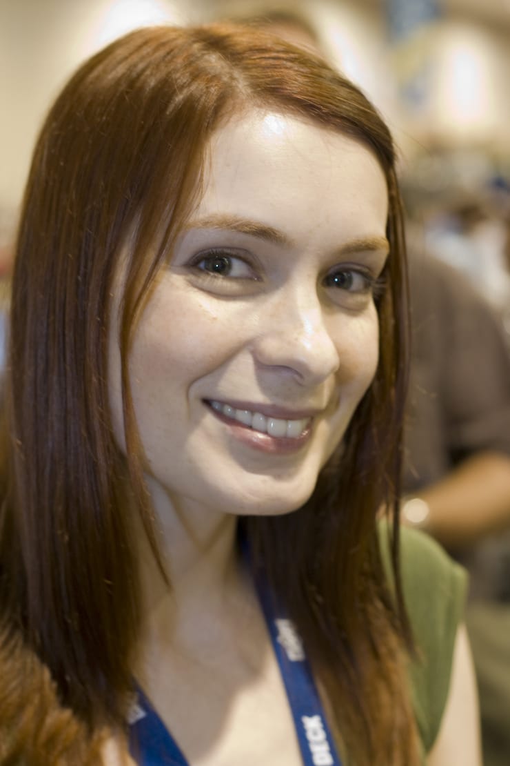 Next photo of Felicia Day