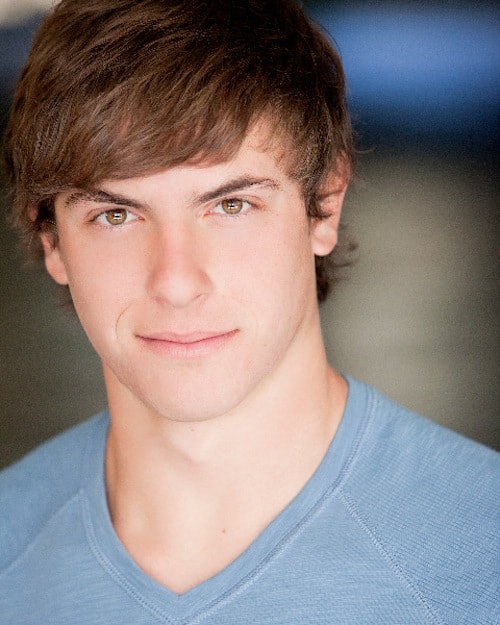 Picture of Derek Klena