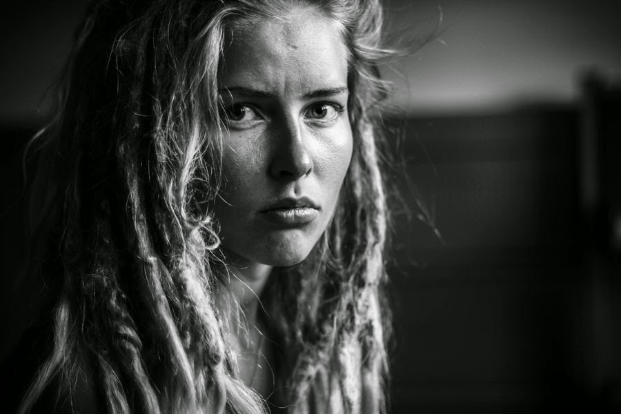 Anna April