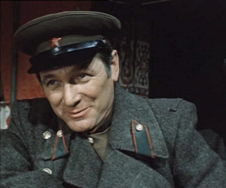 александр белявский фокс. фокс в фильме место встречи изменить. александр белявский место встречи изменить нельзя. александр белявский актер. белявский в роли фокса.