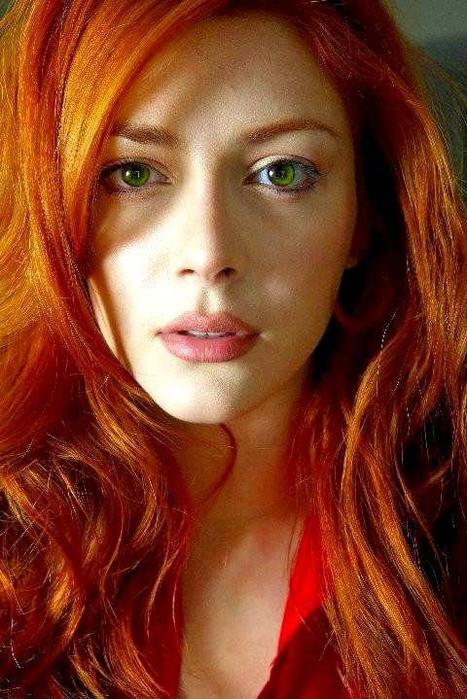 Image of Elena Satine