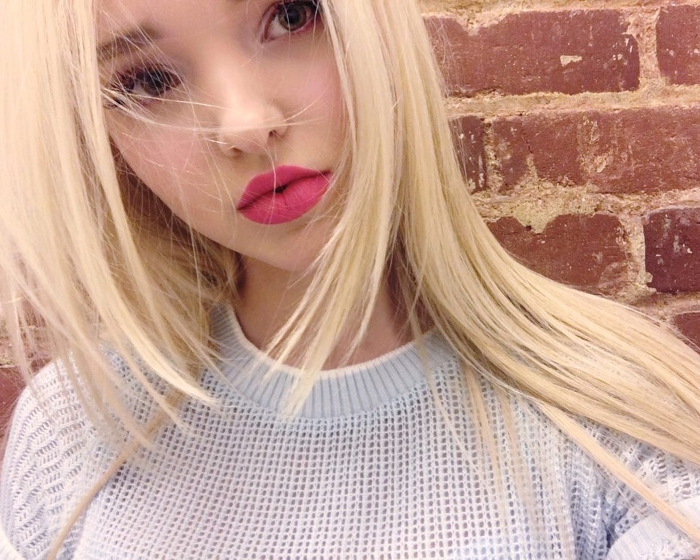 Dove Cameron