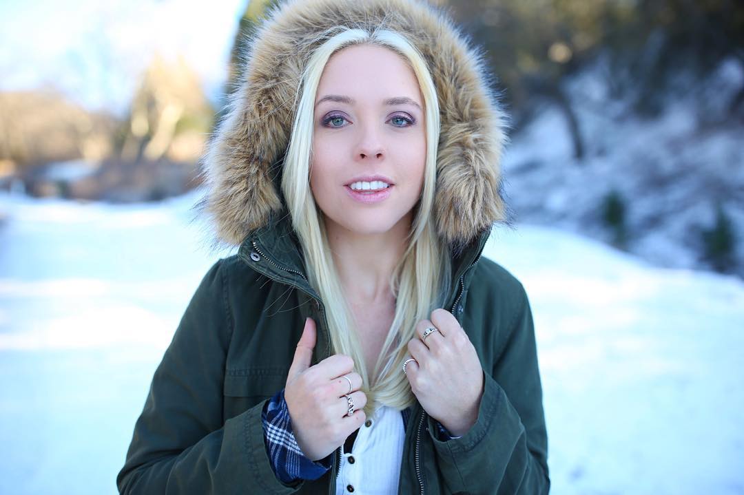 Ashley Nichole Ashley Nichole