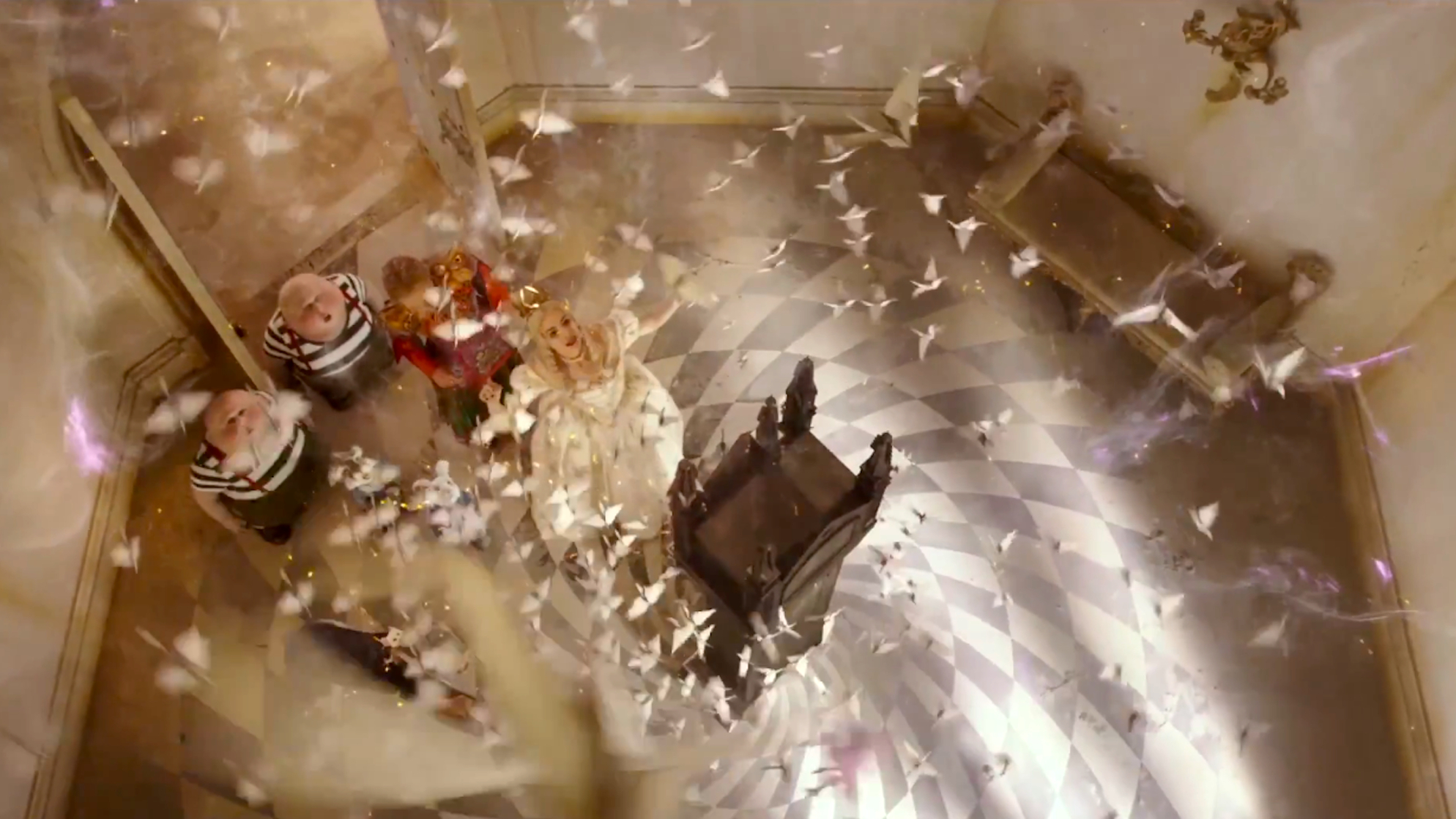 Alice Through the Looking Glass Alice Through the Looking Glass