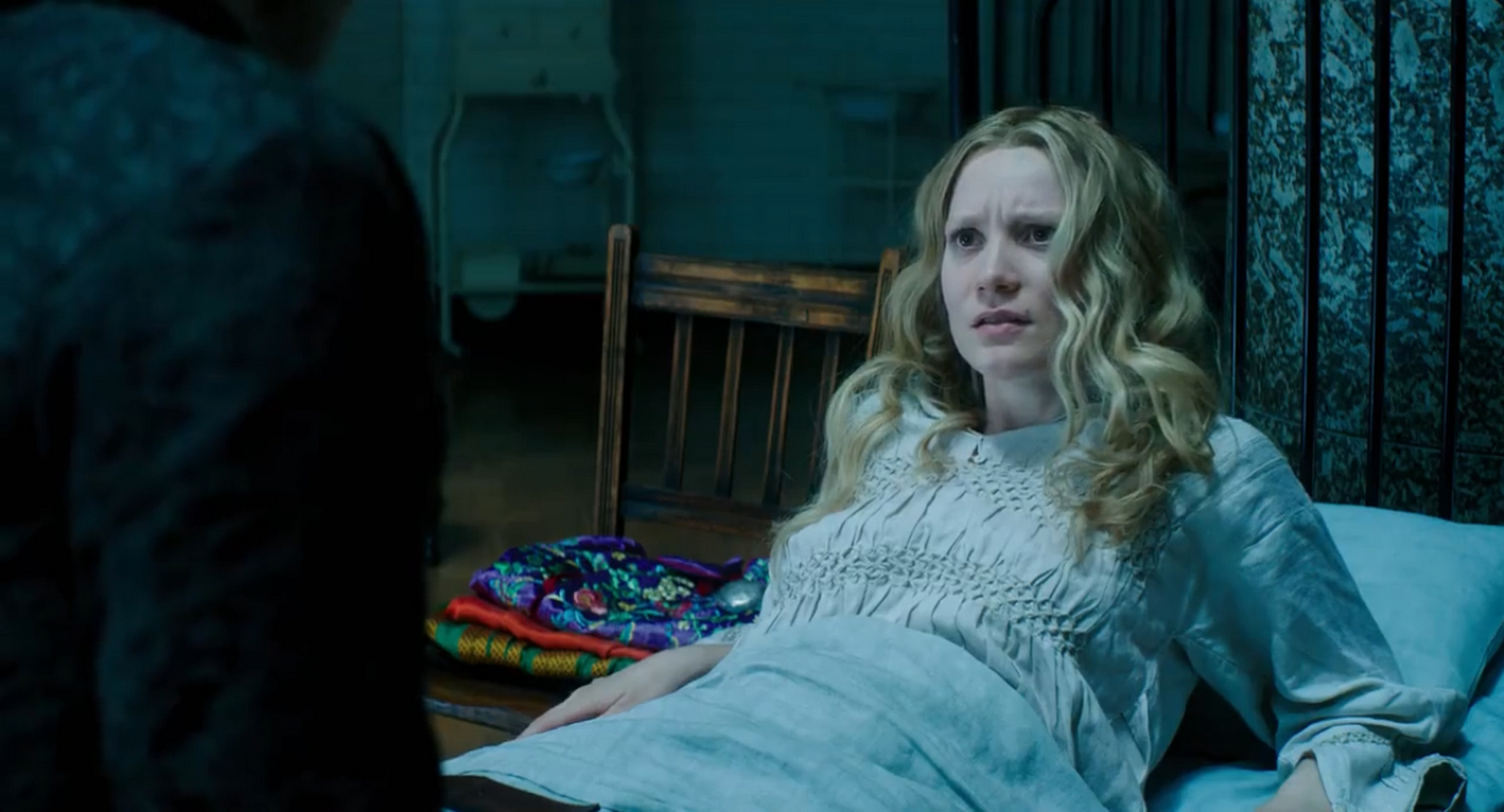 Alice Through the Looking Glass Alice Through the Looking Glass
