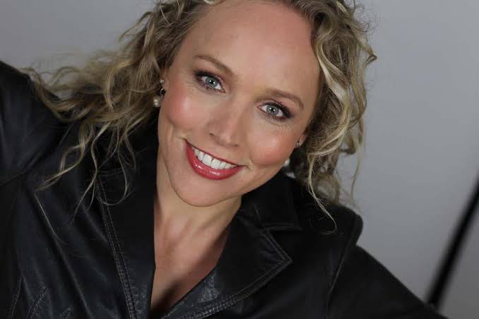 Sabine Uitslag image