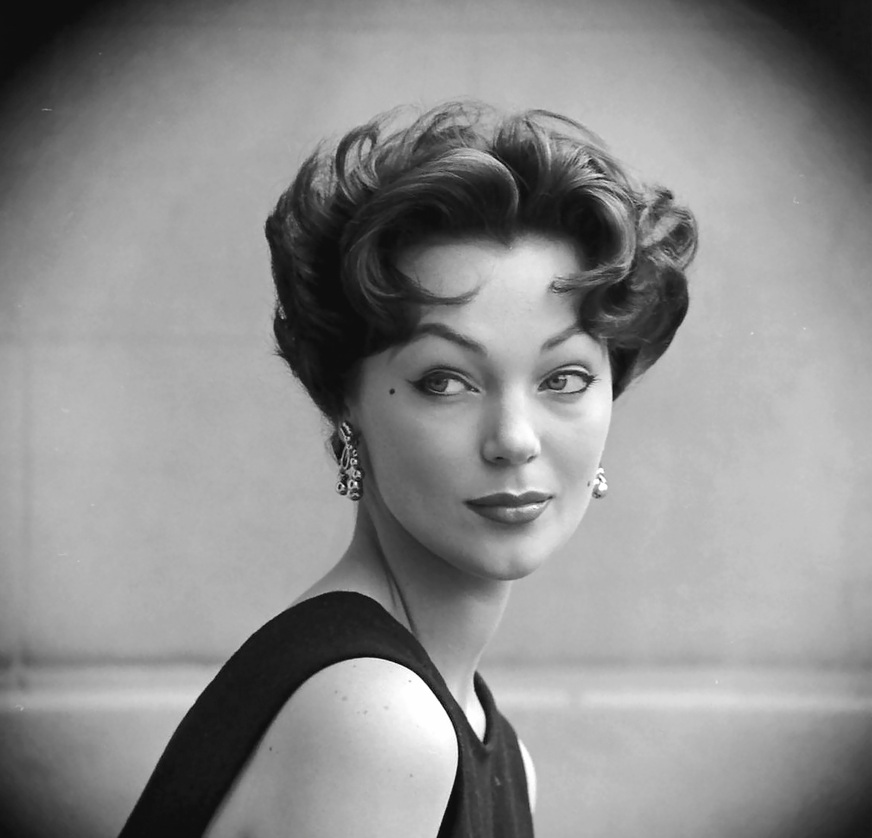 Ivy Nicholson