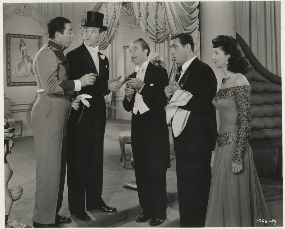 Du Barry Was a Lady (1943) image