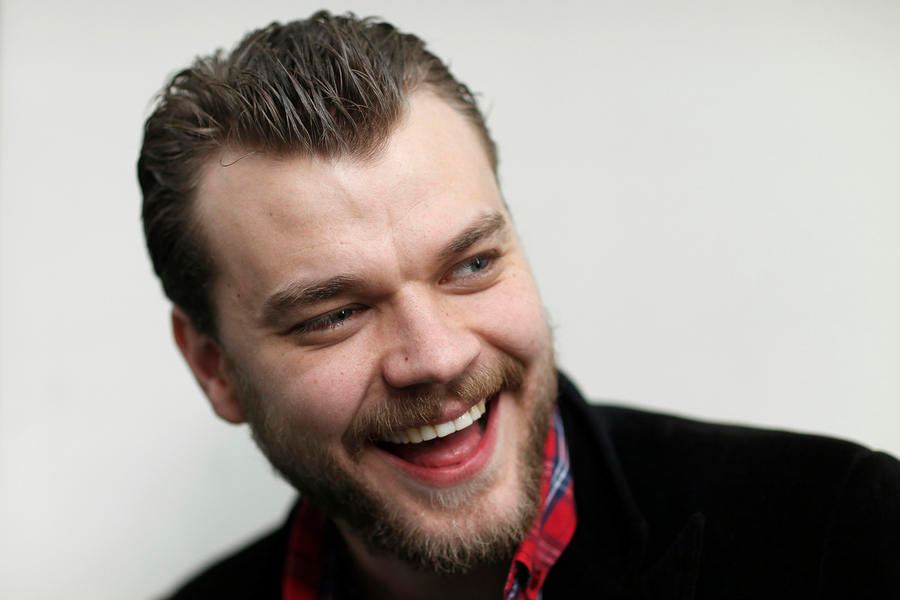 Pilou Asbaek