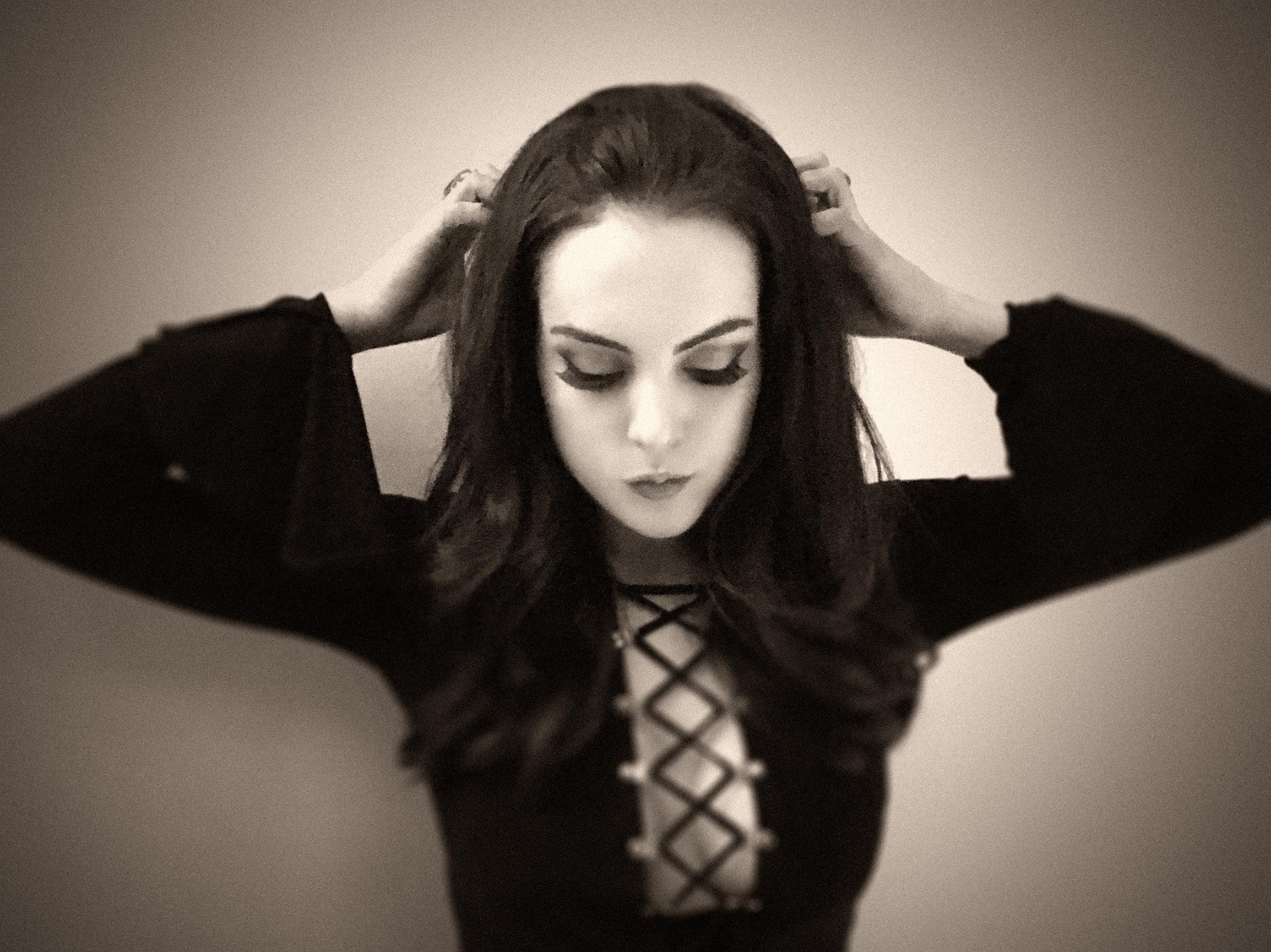 Elizabeth Gillies