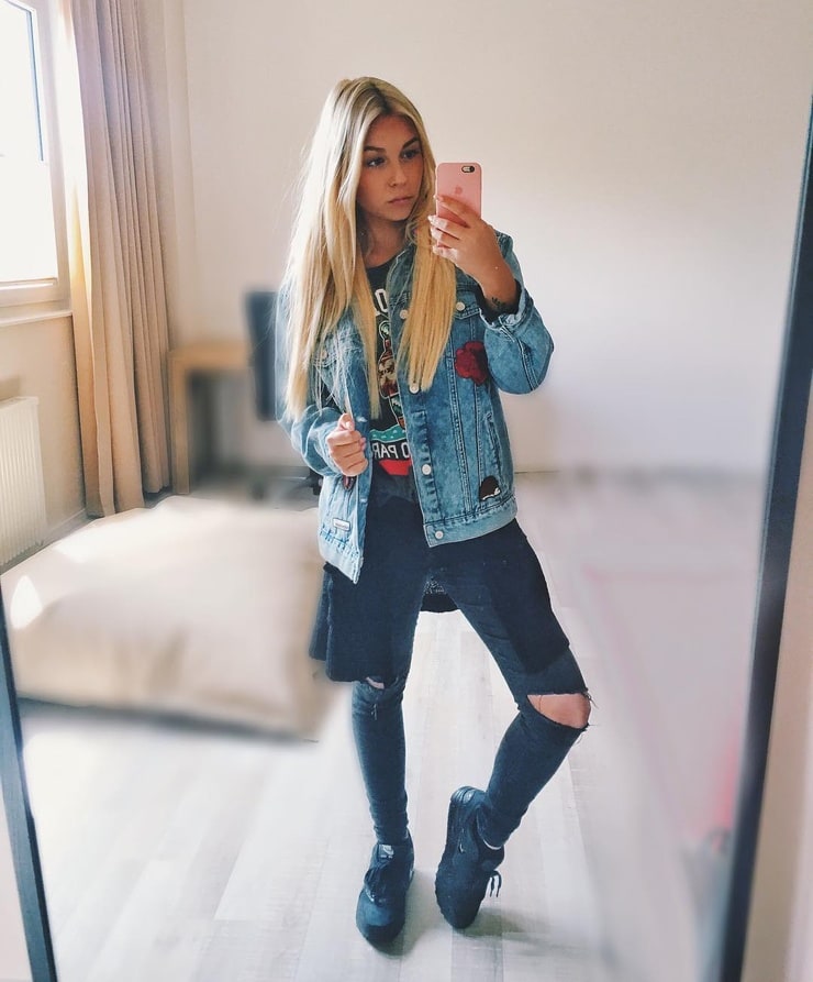 Picture of Dagi Bee