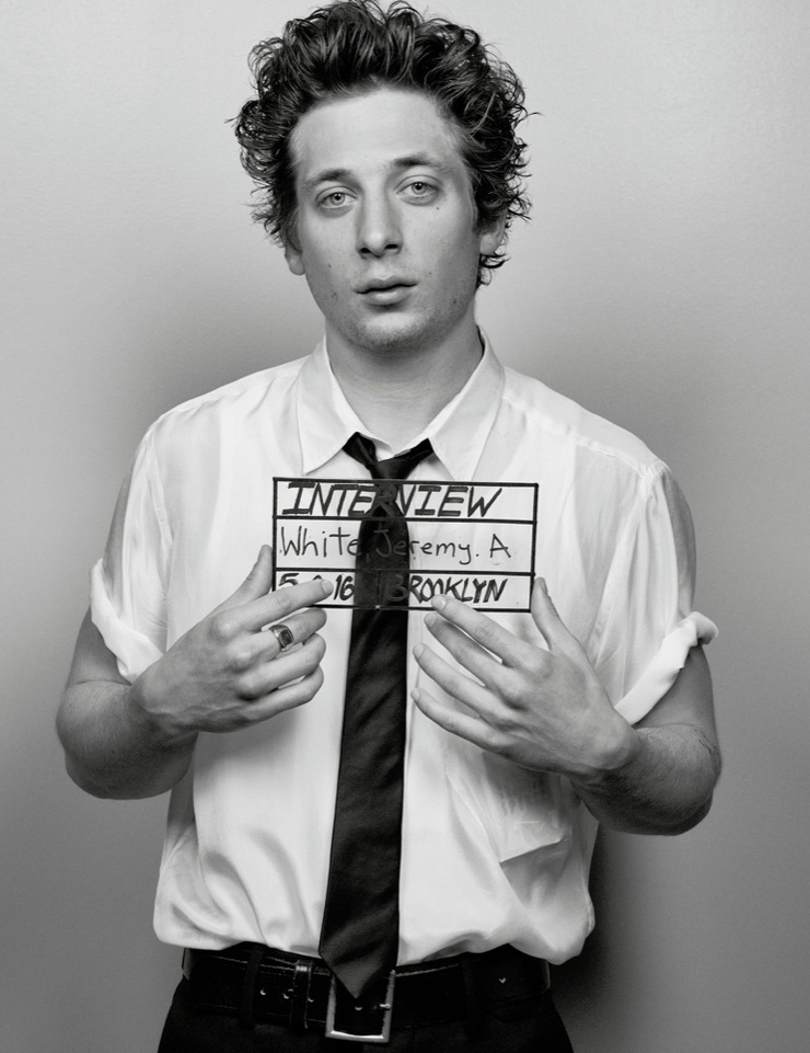 Picture of Jeremy Allen White