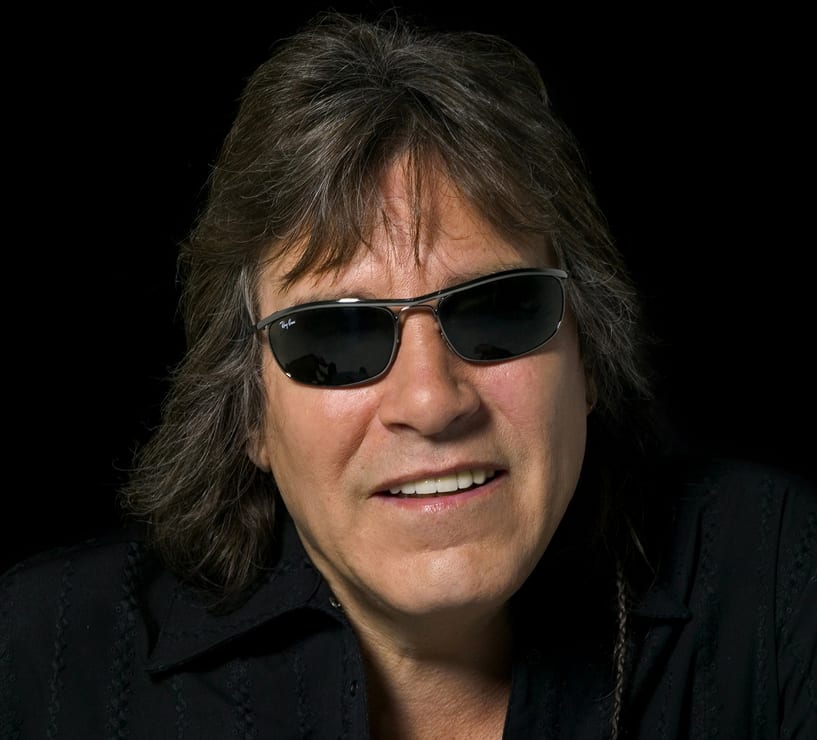 Jose Feliciano Net Worth 2024 - Josie Donielle