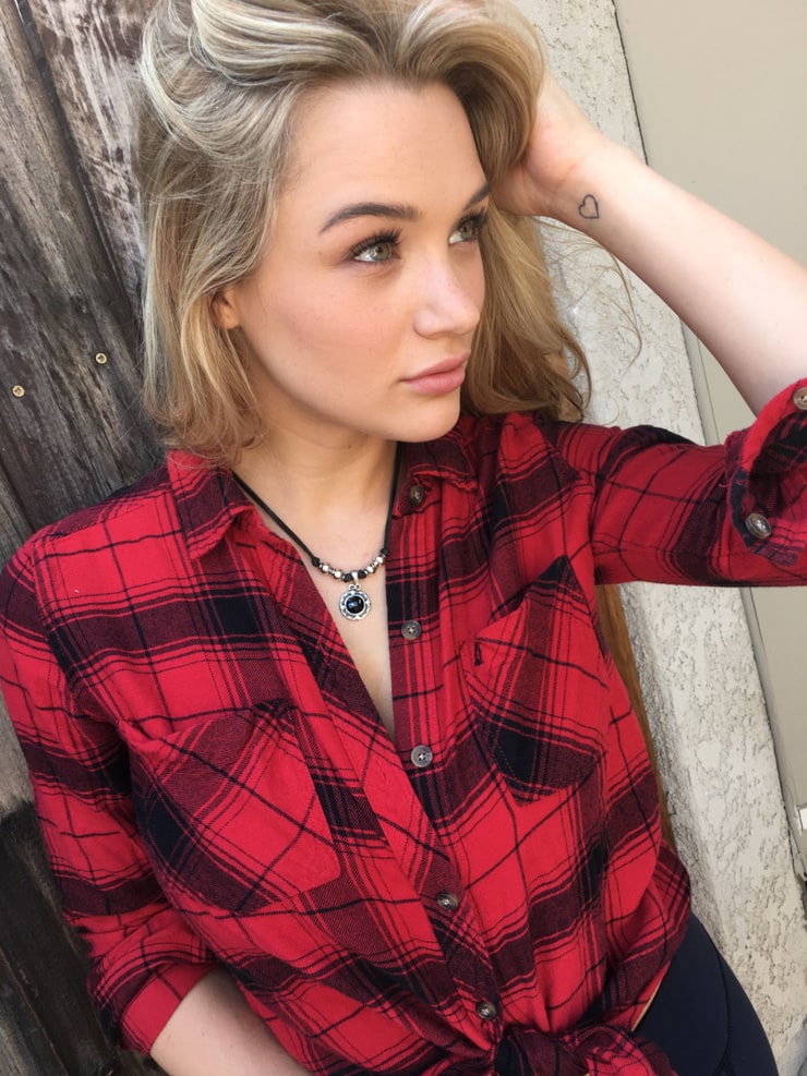 Hunter King imdb