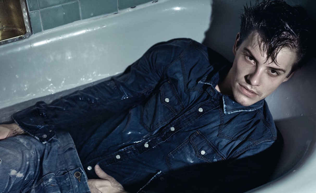 Picture of Xavier Samuel