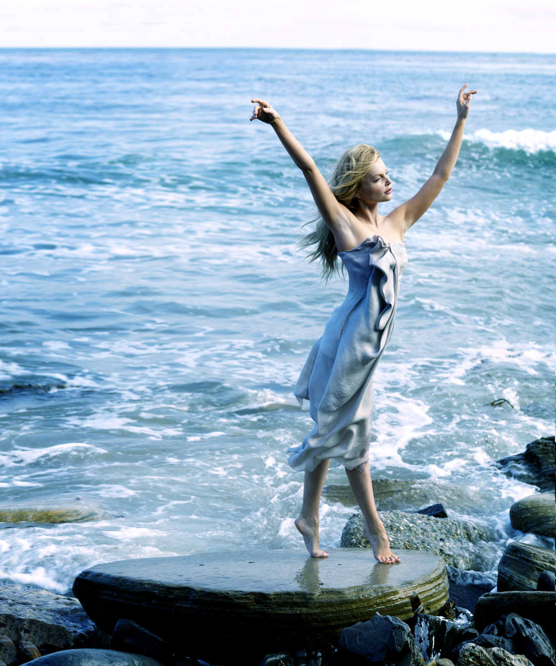 Picture of Izabella Miko