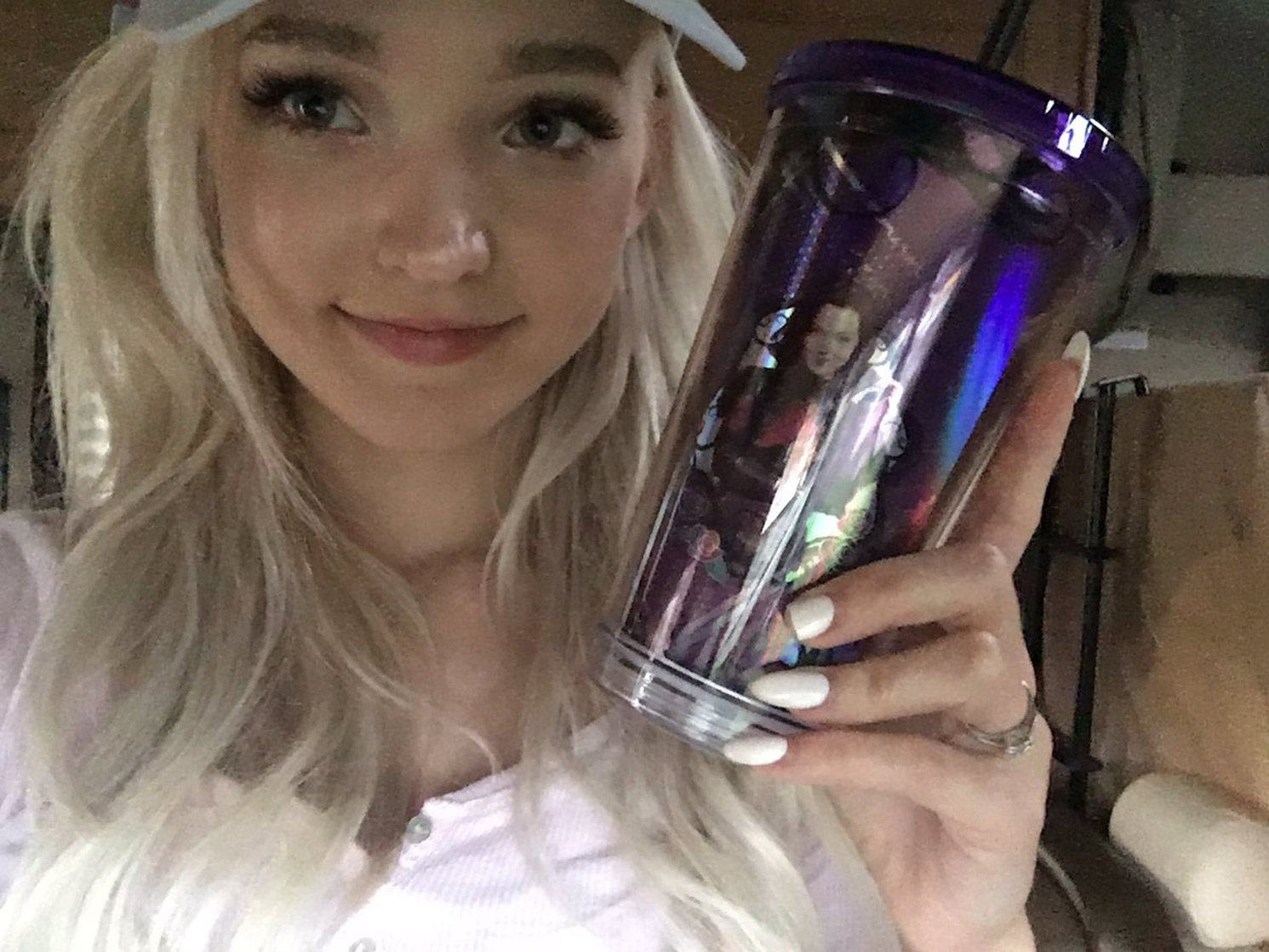 Dove Cameron