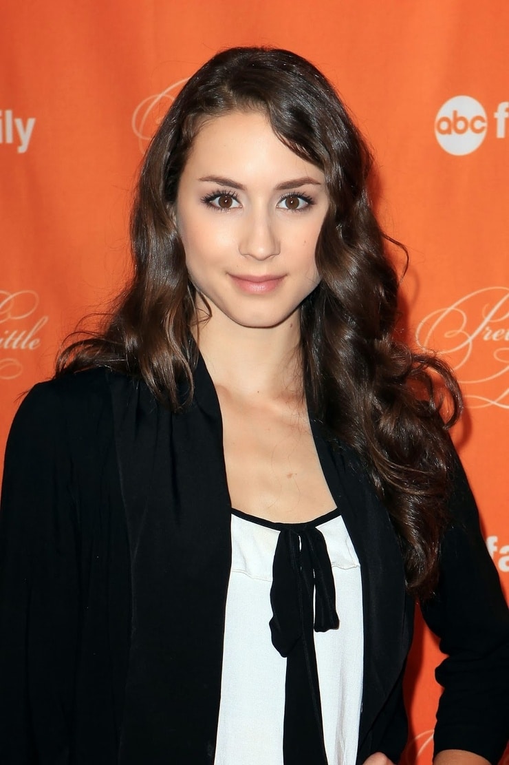 Troian Bellisario Fakes