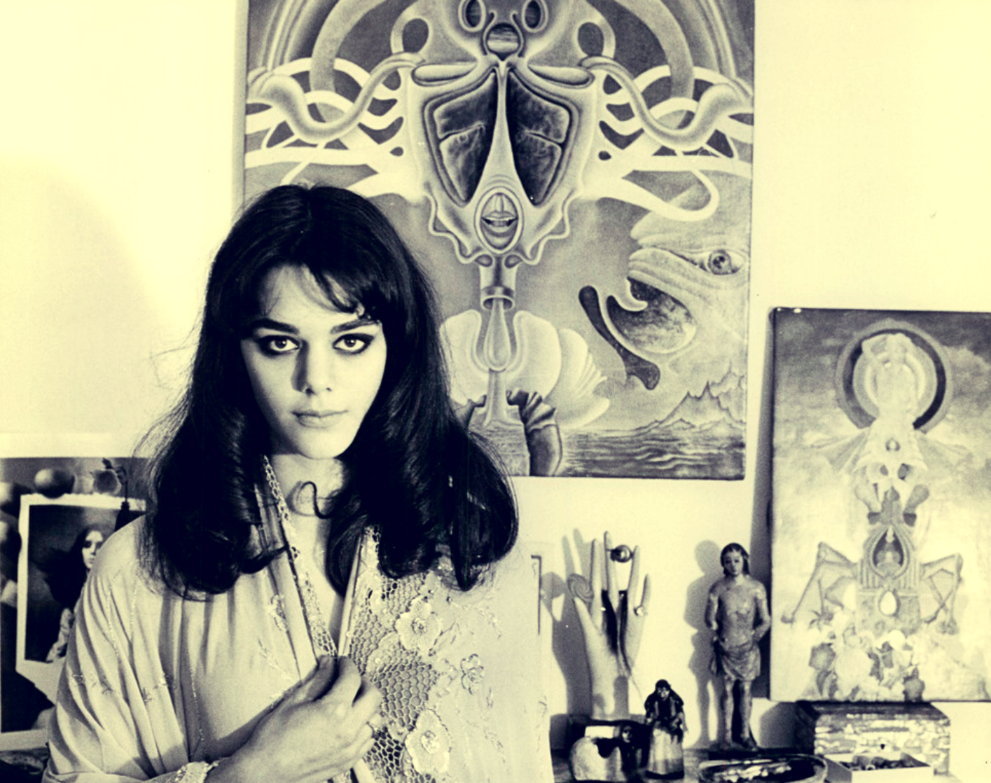 Tina Aumont Tina Aumont