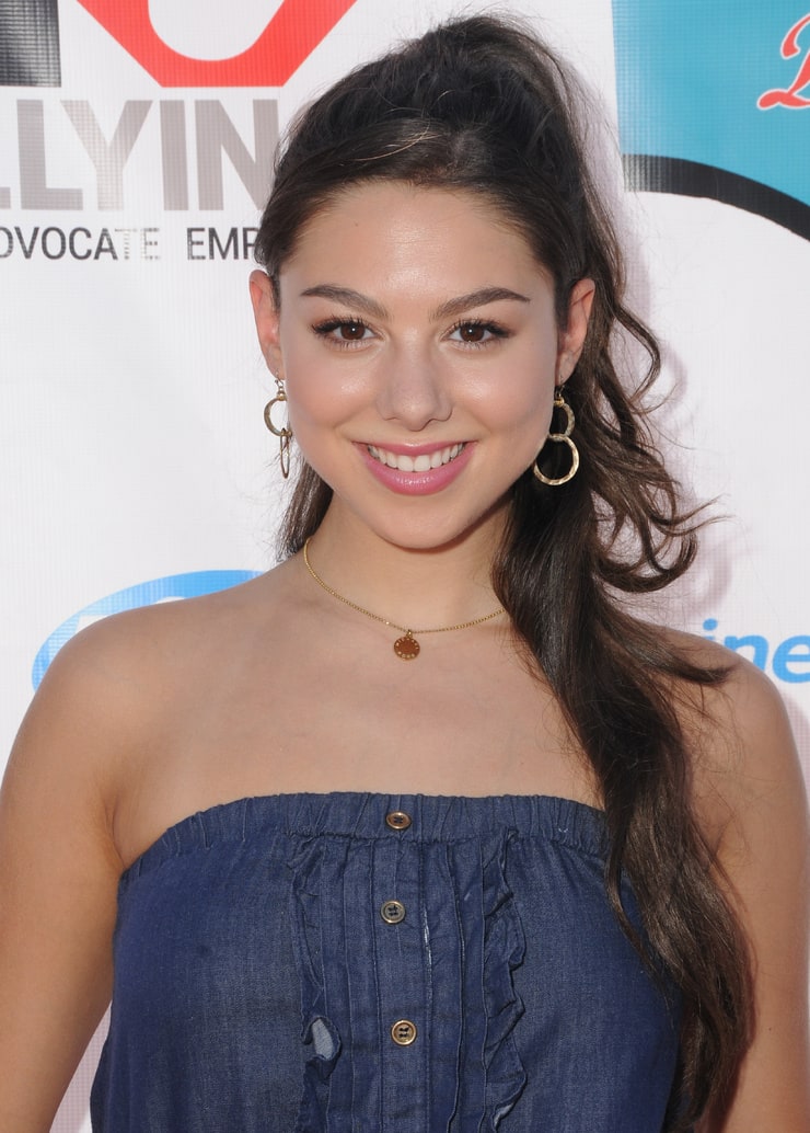 Picture of Kira Kosarin