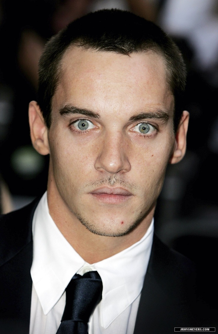 Picture of Jonathan Rhys Meyers