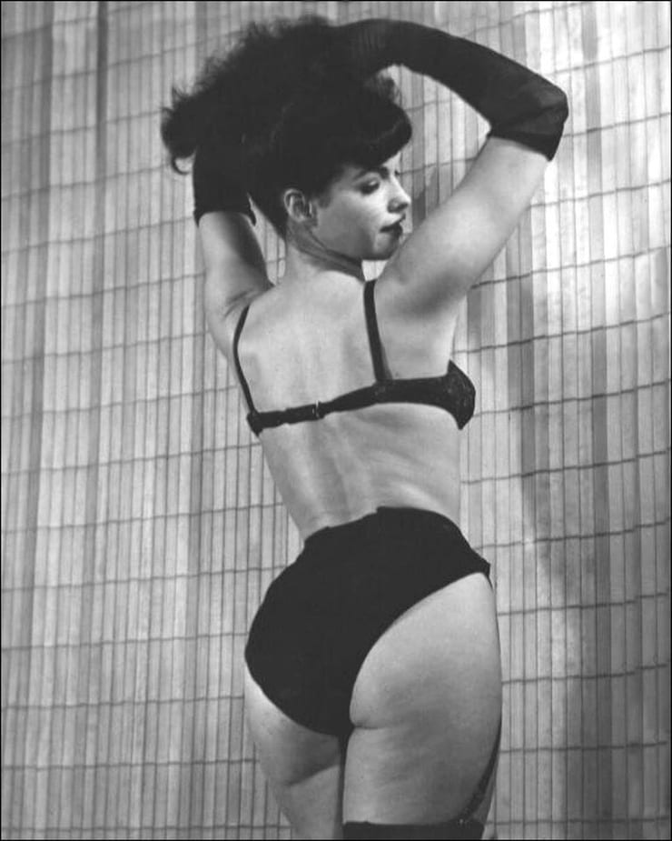 Bettie mae page pictures - 🧡 OMACTIVATE YOUR DAY (@MikeMyersBrunch) / Twit...