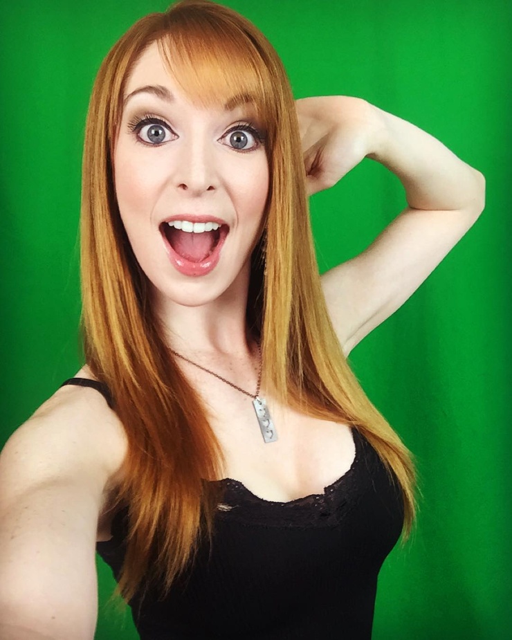 Picture of Lisa Foiles