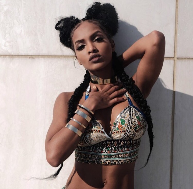 Lola Monroe Lola Monroe