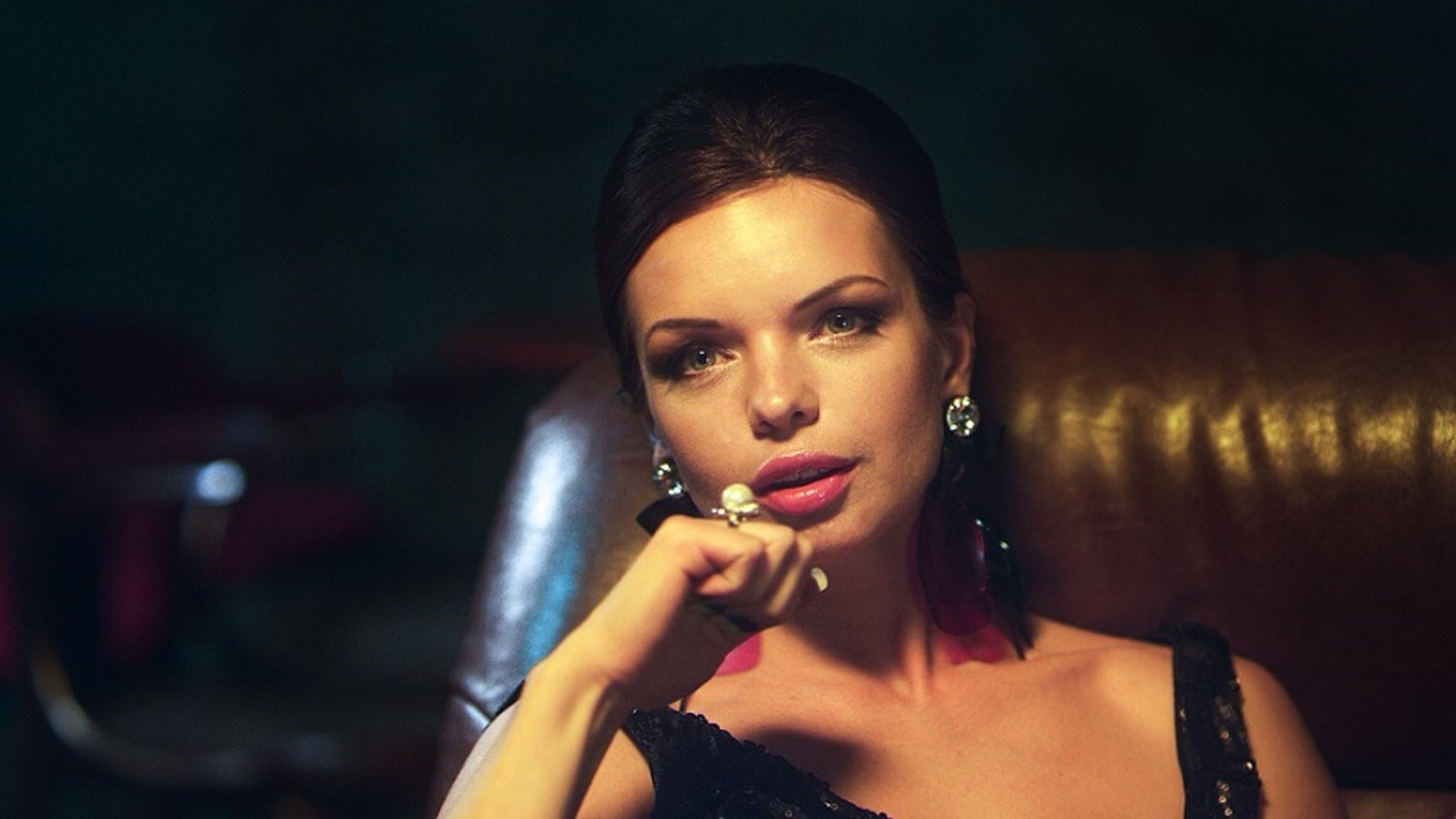 Alisa Grebenshchikova Alisa Grebenshchikova