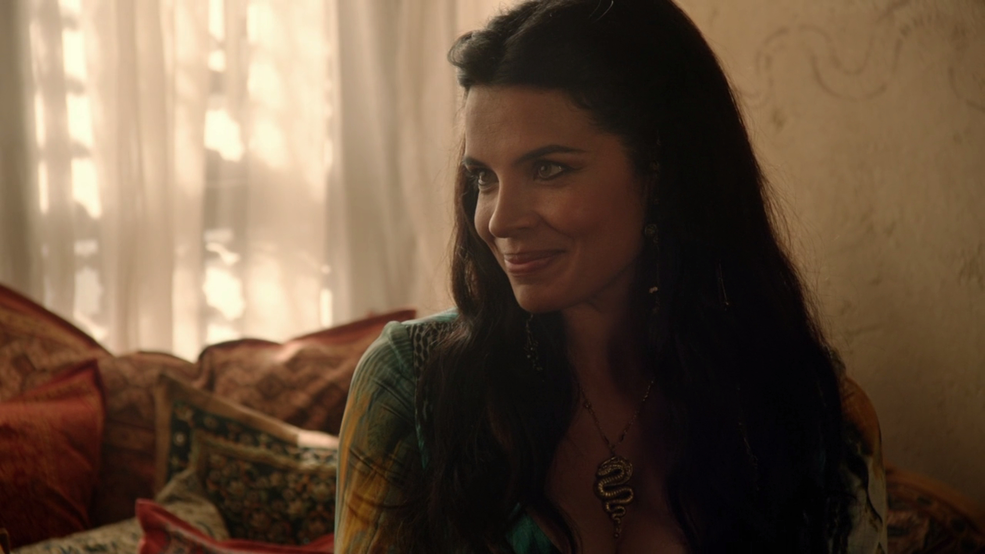 Amara (Once Upon a Time in Wonderland)