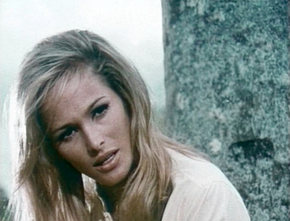 Ursula Andress