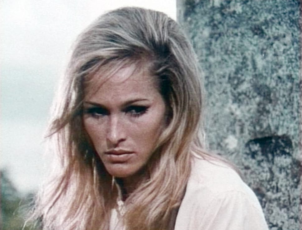 Ursula Andress