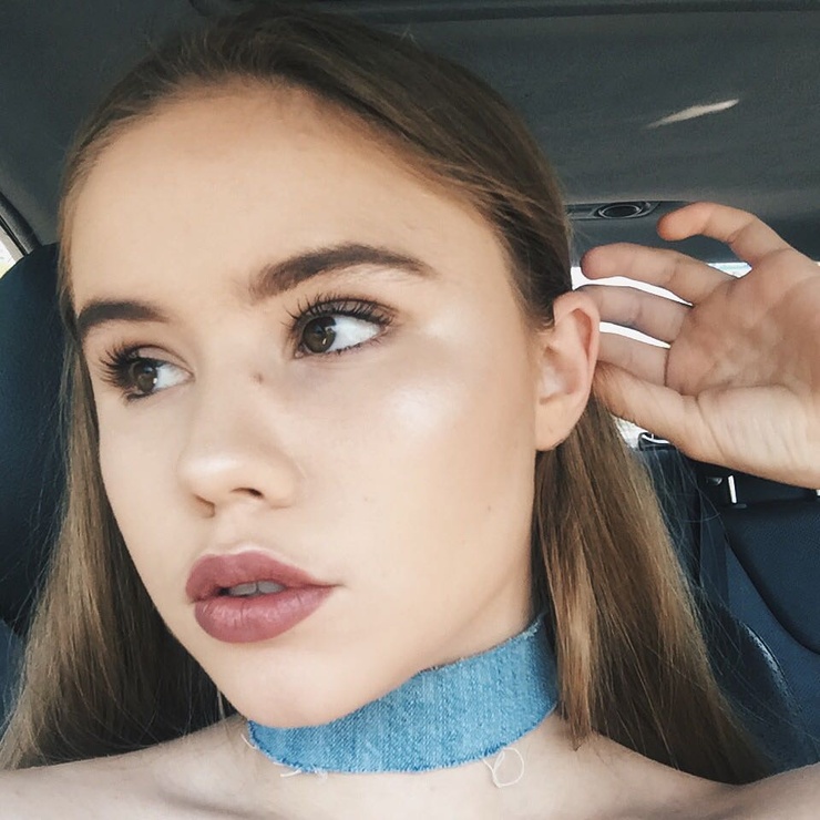 Lexee Smith image