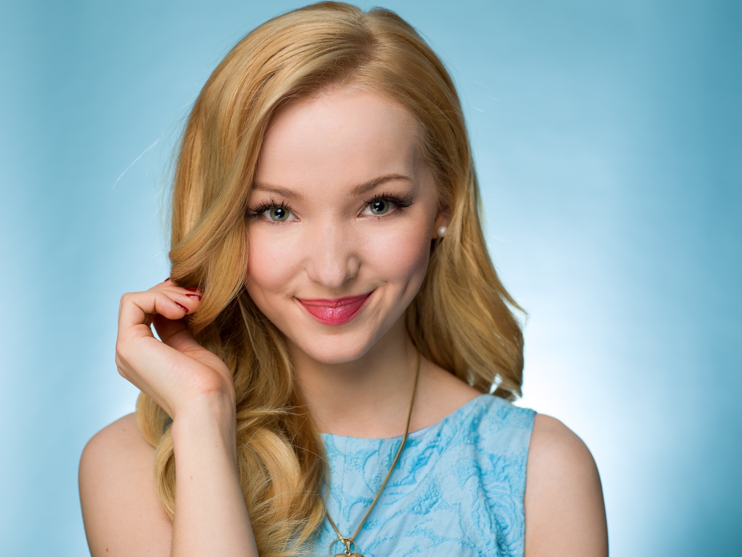 Dove Cameron