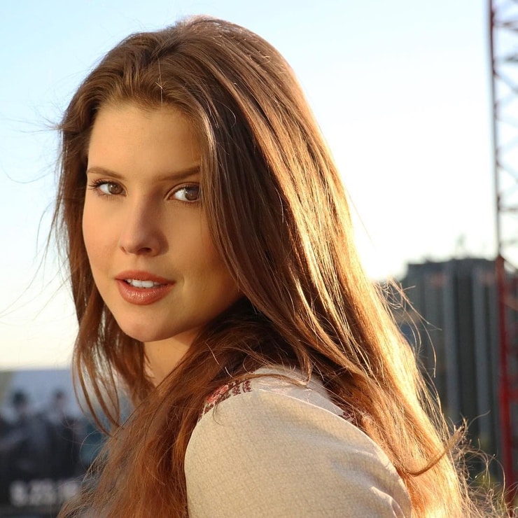 Amanda Cerny Picture