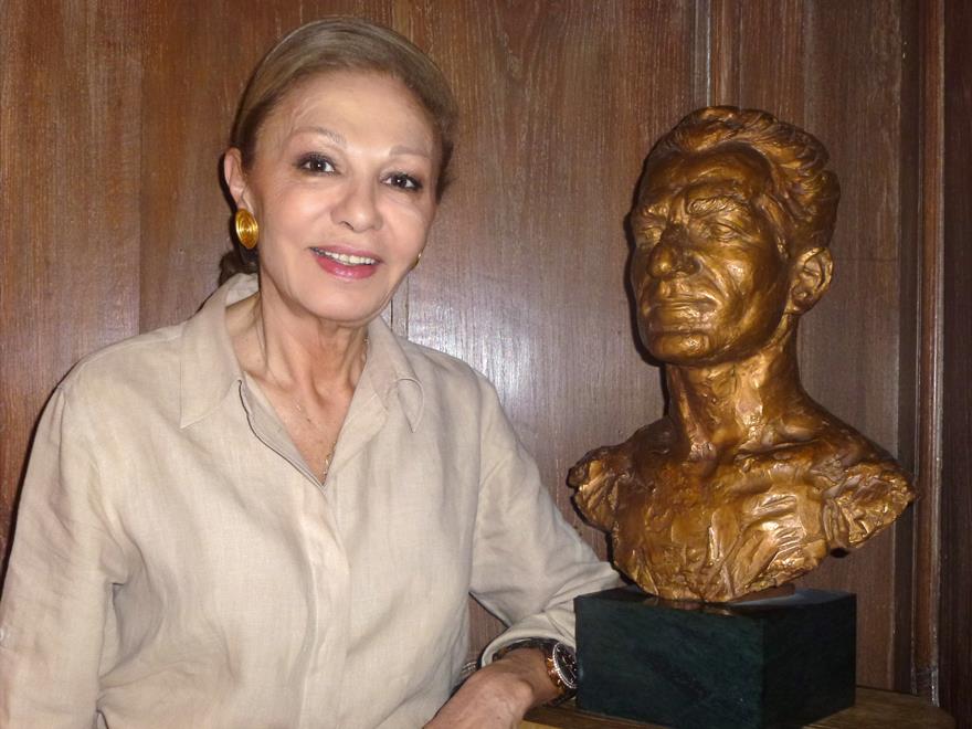 Farah Pahlavi