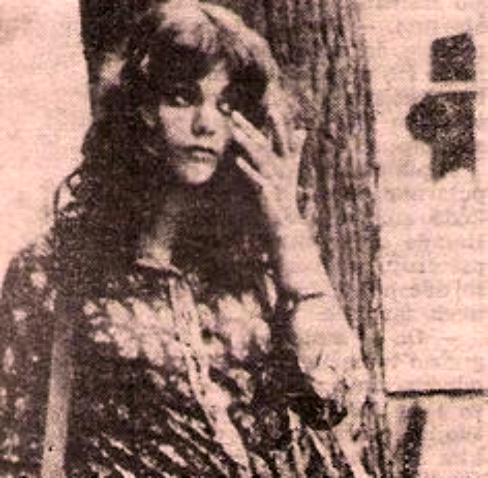 Tina Aumont