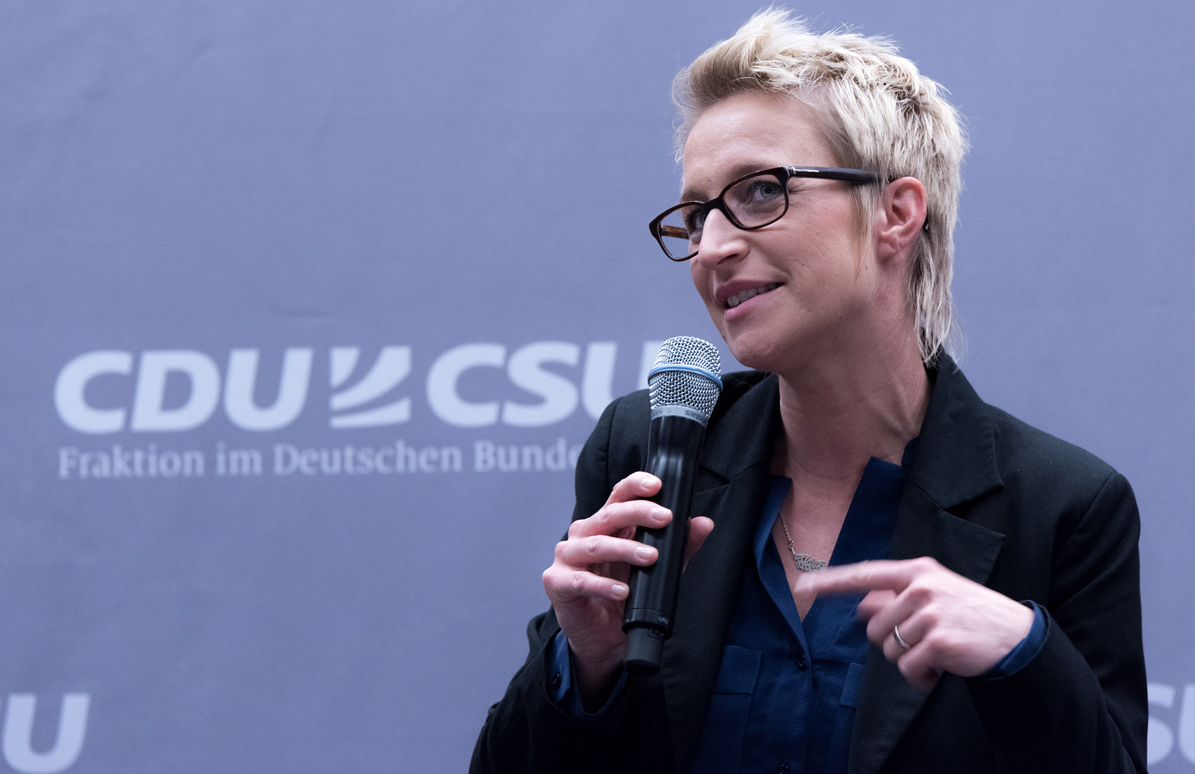 Nadine Schön Nadine Schön