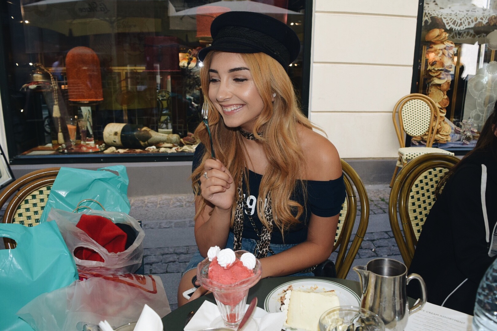 Jennessa Rose