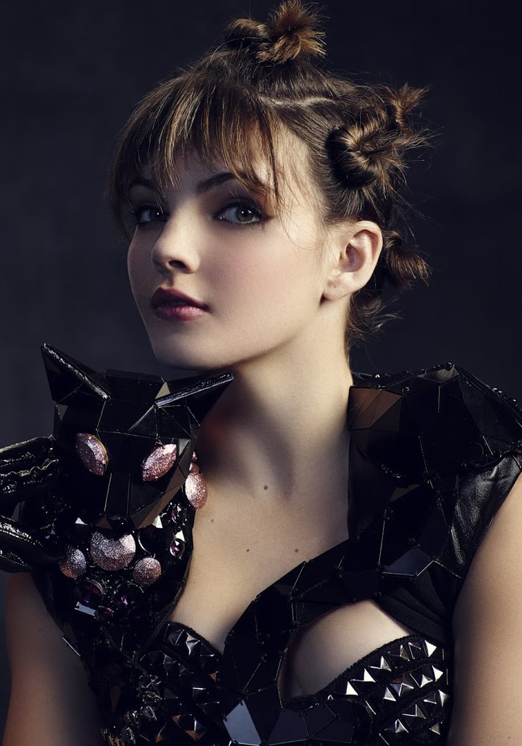 Picture of Camren Bicondova