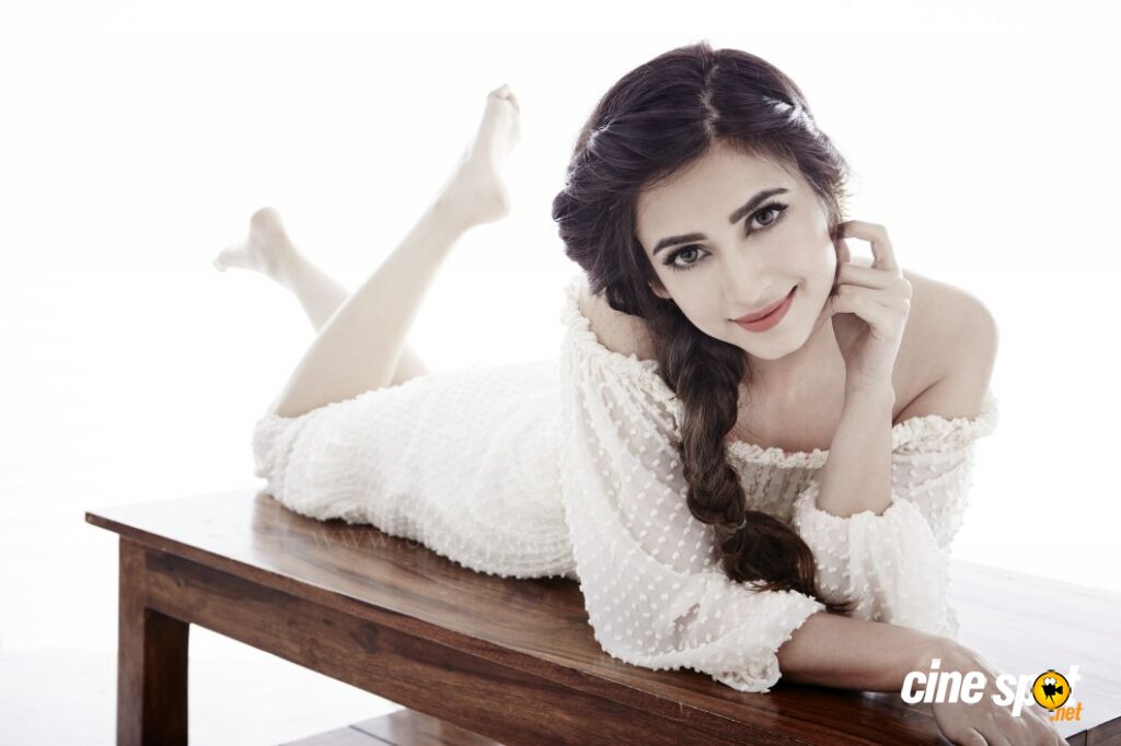 Kriti Kharbanda