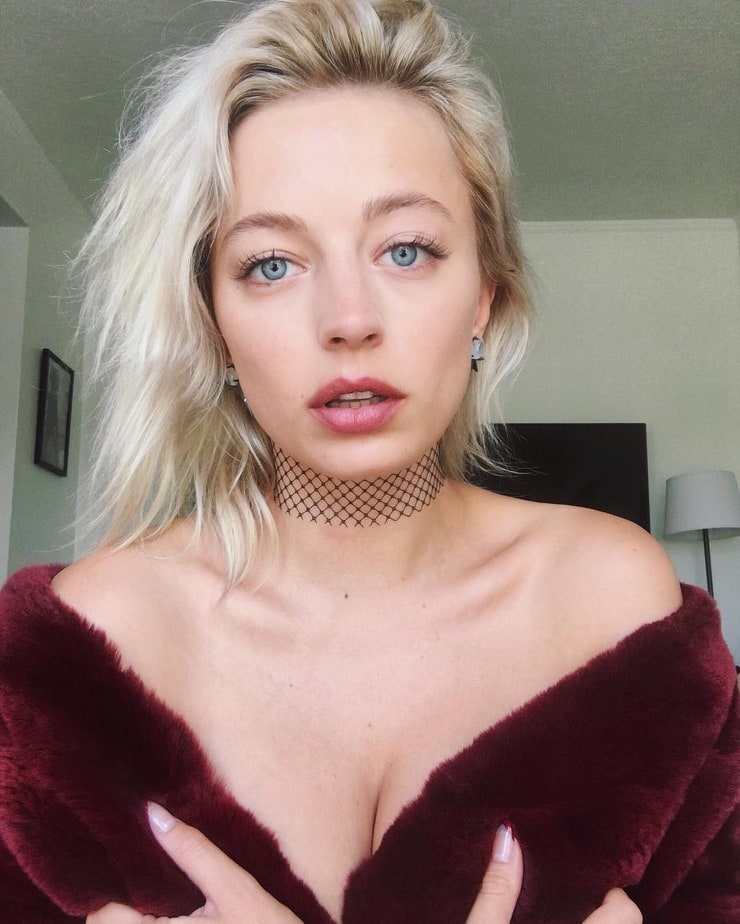 Picture Of Caroline Vreeland 3183