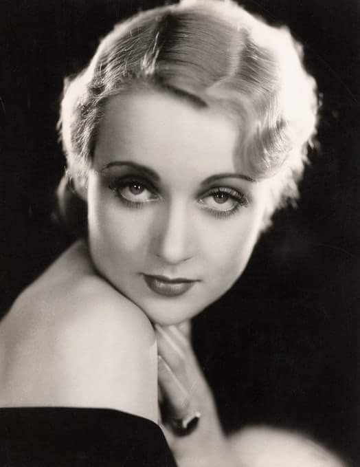 Image of Carole Lombard