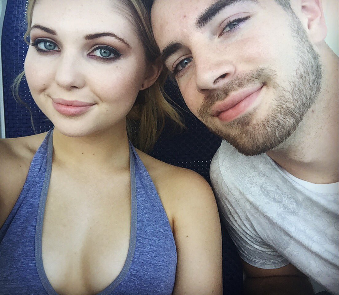 Sammi Hanratty Sammi Hanratty