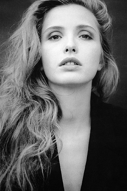 Next photo of Julie Delpy