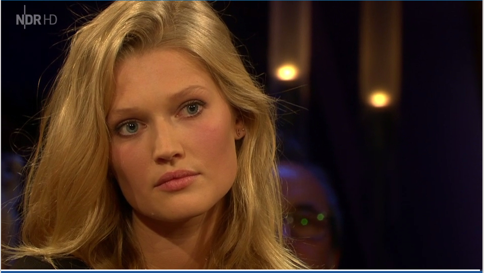Toni Garrn