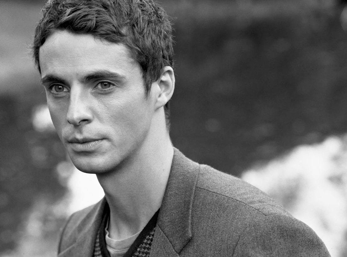 Matthew Goode eyes